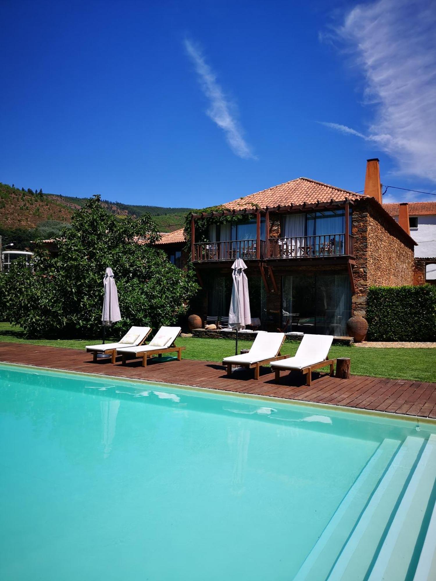 Casa De Baixo - Nature Hotel Alvoco das Várzeas Dış mekan fotoğraf