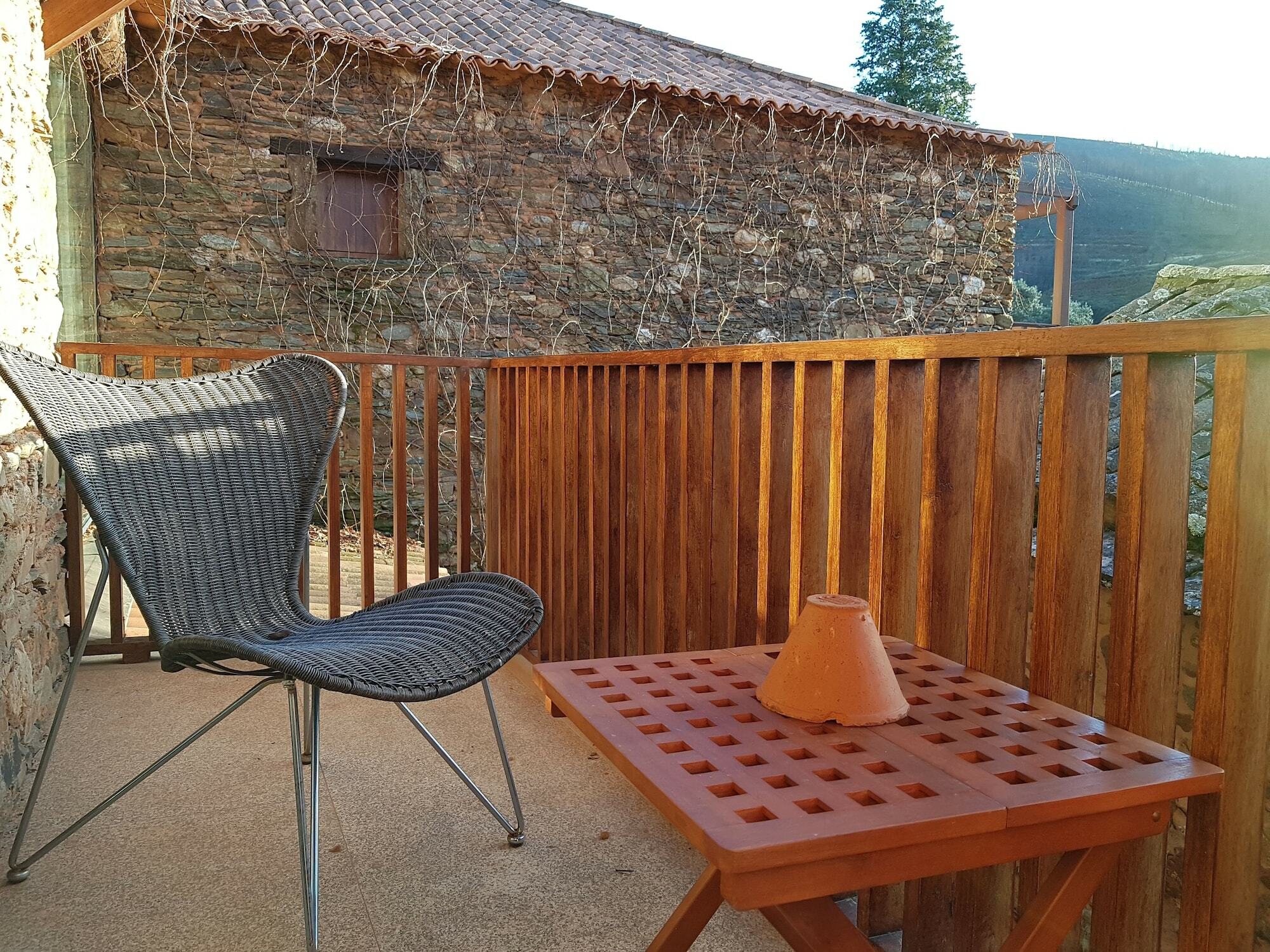 Casa De Baixo - Nature Hotel Alvoco das Várzeas Dış mekan fotoğraf